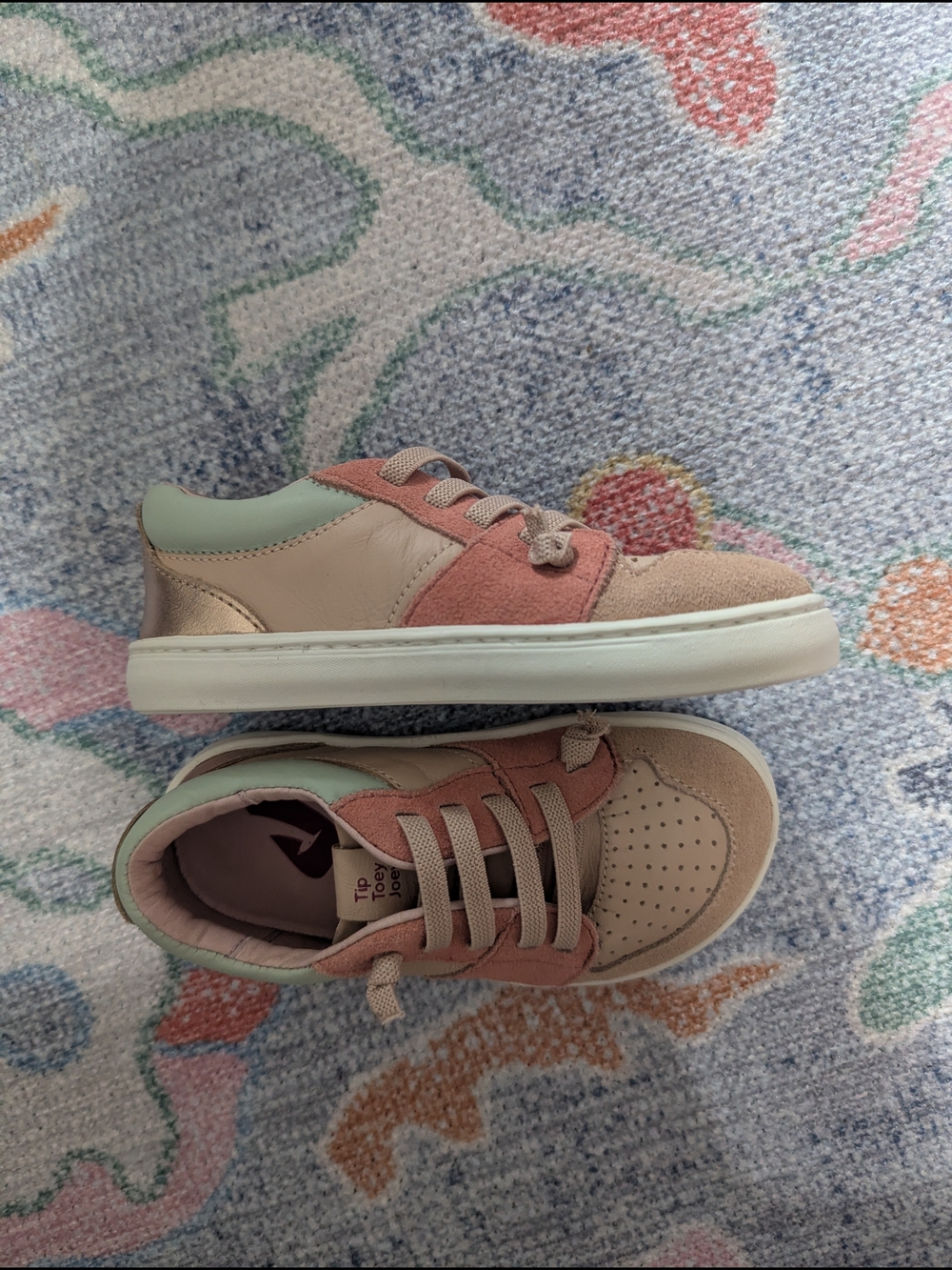 Tip Toey Joey Shoes size 8.5